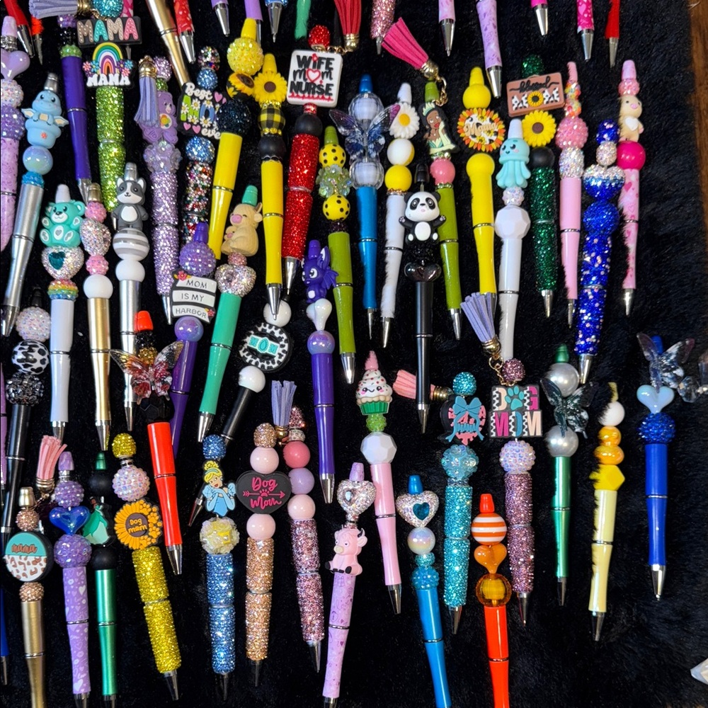 Custom Glam Pens Price for 1️⃣ one 🖊️💎 - Picture 4 of 10